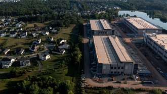 Глава безопасности Amazon призывает к минимальному регулированию ИИ