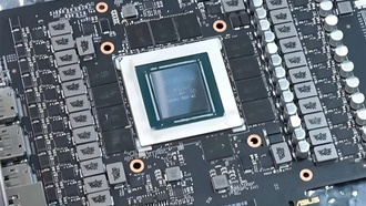 Почему высококлассные видеокарты и материнские платы имеют тёмный цвет PCB?