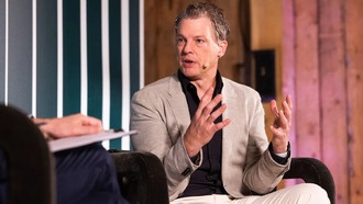 Netflix считает разделение Warner Bros. Discovery частью глобальных изменений в медиаиндустрии