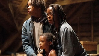 Психологический хоррор Blumhouse «Женщина во дворе» выйдет на стриминге в конце июня