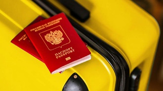 Путешествия без смартфона: польза для психики и практические советы