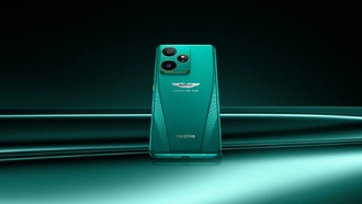 Realme и Aston Martin представили лимитированный смартфон GT 7 Dream Edition