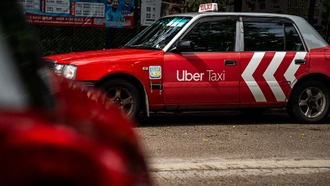 Uber предупреждает водителей и пассажиров в Гонконге о возможных новых ограничениях