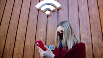 Эксперт объяснил, почему публичный Wi-Fi опасен без VPN
