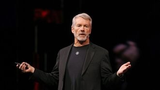 Биткоин удерживает $100 000: рынок ждет осеннего импульса для роста