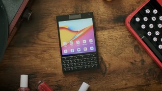 Unihertz представила Titan 2 — смартфон с физической QWERTY-клавиатурой, двумя экранами и 5G