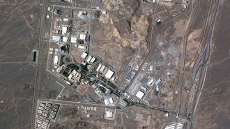 Разница между кибератакой Stuxnet и авиаударами США по Ирану