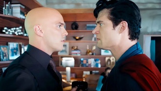 Николас Холт в роли Лекса Лютора противостоит Супермену в новом клипе из фильма DCU