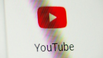 YouTube меняет политику монетизации контента