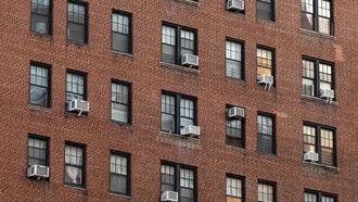 Fortress Investment Group может не успеть рефинансировать облигации на $2 млрд