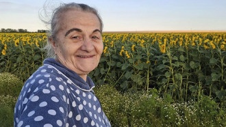 76-летняя российская стримерша продала скины в CS2, чтобы помочь родственникам с кредитом