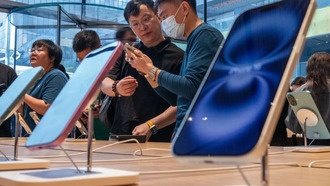 Поставщик Apple Lens Technology планирует привлечь $606 млн на бирже Гонконга