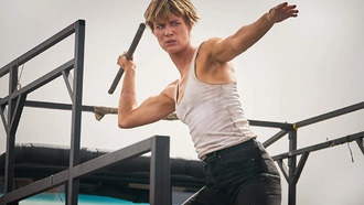 Маккензи Дэвис и Джош Хартнетт снимутся в мистическом сериале о Ньюфаундленде