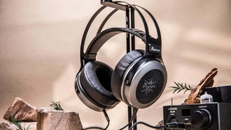 Kiwi Ears представила открытые наушники Altruva с 50-мм динамическими излучателями