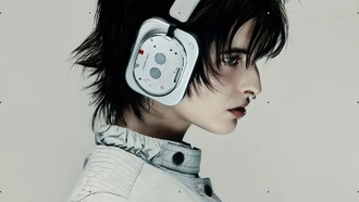 Nothing представила наушники Headphone (1) с прозрачным дизайном и премиальным звуком за $299