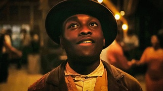 Фильм «Грешники» установит рекорд на стриминге с версией на языке жестов BASL