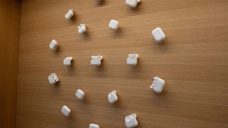 Китайский производитель AirPods Luxshare готовится к листингу в Гонконге