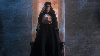 На Netflix стартовал второй сезон «Песочного человека»