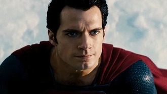Генри Кавилл поддержал Дэвида Коренсвета в роли нового Супермена