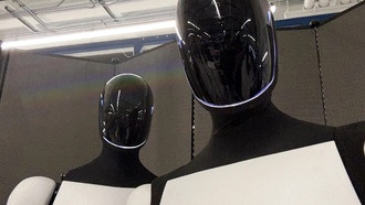 Производство человекоподобных роботов Tesla Optimus приостановлено из-за технических проблем