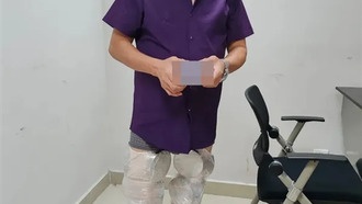 Контрабандист пытался провезти 168 дисков с «Death Stranding 2» на ногах