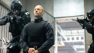 Фильм «Гнев человеческий» с Джейсоном Стэйтемом стал хитом на Hulu