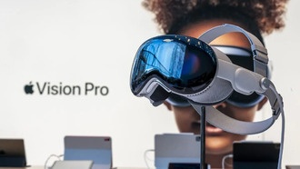 Apple готовит первое обновление для проблемного Vision Pro