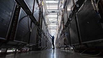 Китай строит дата-центры для 115 000 GPU Nvidia, несмотря на запрет США