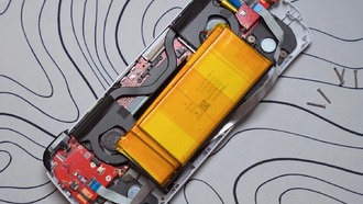 Блогер увеличил автономность Asus ROG Ally с помощью аккумулятора от ноутбука