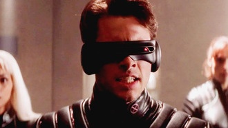 Почему Люди Икс в первых фильмах носили одинаковые черные костюмы: объяснение сценариста