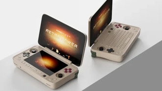 AYANEO FLIP 1S — новый портативный игровой компьютер с двумя экранами и клавиатурой