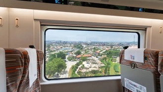 Почему место F в китайских высокоскоростных поездах так популярно: официальный ответ