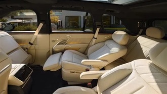 Автоблогер Чэнь Чжэнь заявил, что сиденья Ledao L90 удобнее, чем у Rolls-Royce Spectre