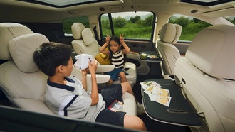 Глава Li Auto Ли Сян отреагировал на критику о «двух столиках» в новых моделях