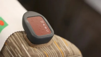 Зачем нужен «рог» на креслах в китайских высокоскоростных поездах