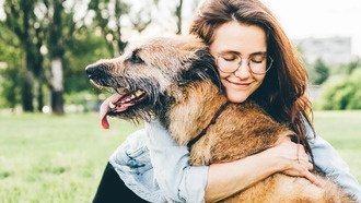 Учёные выяснили, могут ли собаки оценивать доброту людей