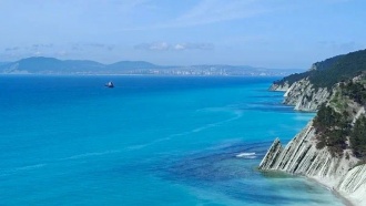 Температура воды в Чёрном и Азовском морях достигла +28 °C