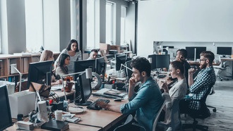 Айтишник, выявлявший совместителей, сам начал работать на двух работах