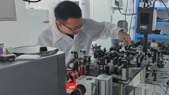 Китайские учёные установили мировой рекорд в создании «нанофабрики» запутанных фотонов