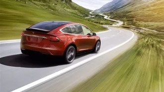 Автопилот Tesla обвиняют в ложной рекламе: компания может лишиться права продаж в Калифорнии