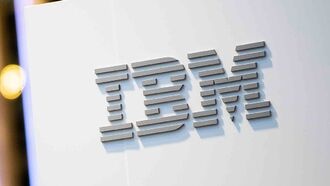 IBM демонстрирует рост в сфере ПО и квантовых технологий, вызывая новый интерес инвесторов