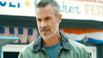 Фредди Принц-младший объяснил, почему Джули и Рэй развелись в новом фильме «Я знаю, что вы сделали прошлым летом»