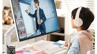 LG представила Smart Monitor Swing — 32-дюймовый UHD-монитор с гибкой стойкой