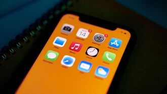 Великобритания ужесточит регулирование Apple и Google для ограничения их влияния на мобильный рынок