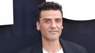 Оскар Айзек в образе Данте в новом историческом триллере