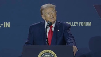 Трамп удивился энергопотреблению ИИ: «Дженсен, объясни мне, почему нужно так много электричества?»