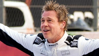 Фильм «F1» с Брэдом Питтом близок к преодолению сборов «Матрицы» в рейтинге Warner Bros.