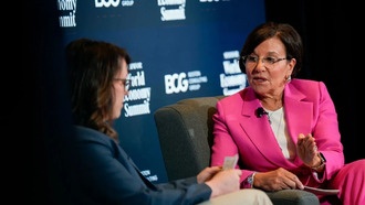 Пенни Прицкер предупредила, что сокращения Трампа угрожают лидерству США в технологической гонке