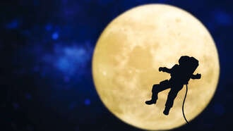 «Роскосмос» начнет продавать космические артефакты для благотворительности