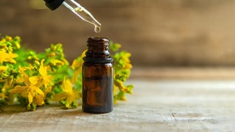 Ученые проверили 64 натуральных средства от депрессии — эффективными оказались лишь немногие